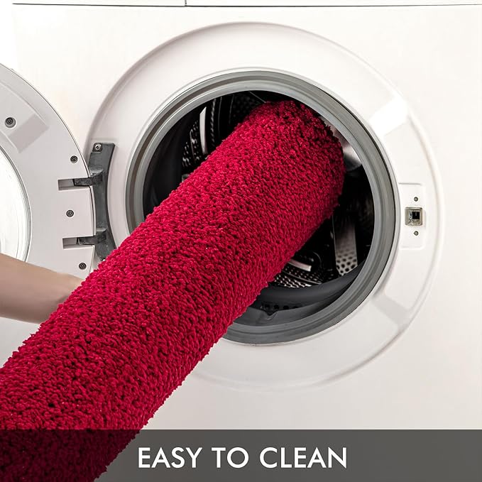 MIULEE Christmas Red Extra Thick Non Slip Bathroom Rug Shaggy Soft Bath Mat Plush Microfiber Absorbent Water for Shower Tub Machine Washable (24x48 Inches)