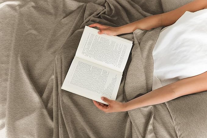 Twin 4 Piece Sheet Set - Cooling & Breathable Bed Sheets - Hotel Luxury Bed Sheets for Women, Men, Kids & Teens - Bedding w/Deep Pockets & Easy Fit - Soft & Wrinkle Free - Twin Heathered Beige Sheets