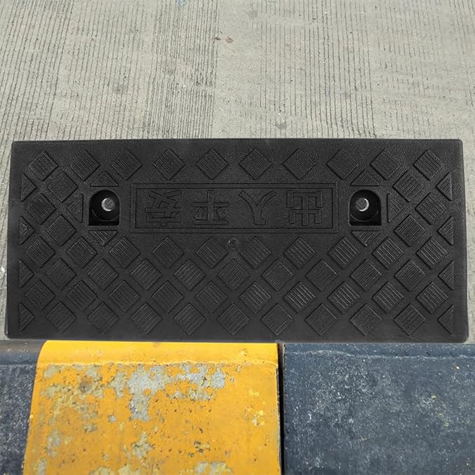 Portable Wheelchair Threshold Ramp 50X17X5Cm Black Plastic Anti-Slip Doorway Ramp for Steps Curbs Garage Use Mobility Aid