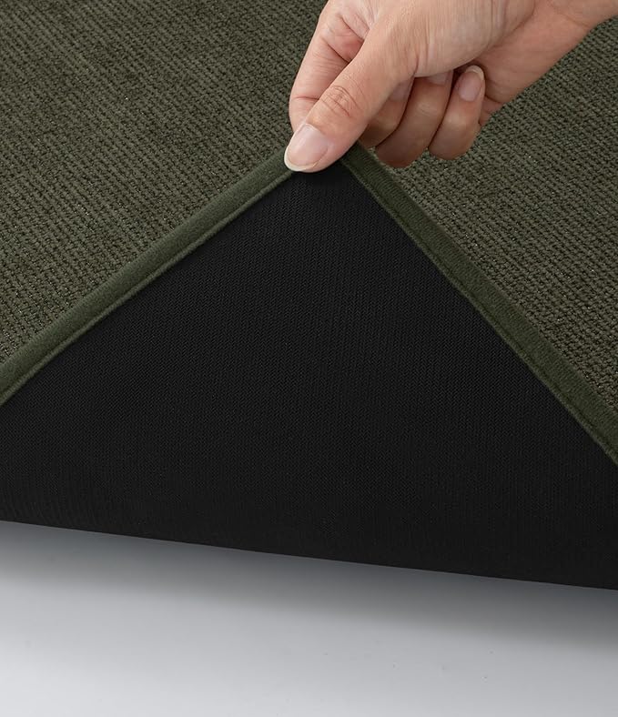 YIHOUSE Bathroom Rugs Mats Sets 2 Pieces, Ultra Thin Bath Mat Absorbent Non Slip Bath Rugs for Bathroom Washable, Shower, Sink, Laundry (Dark Green, 2 Pieces)