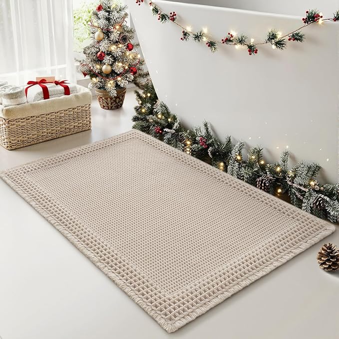 RESARE Waffle Bath Mat for Bathroom, Super Absorbent Bathroom Rugs Non Slip Machine Washable, Ultra Soft Quick Dry Boho Bath Rugs with Tassels for Floor, Upgraded Bordered Design, 18"x30" Pale Beige
